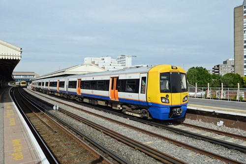 Class 378216 train at Clapham Junction station