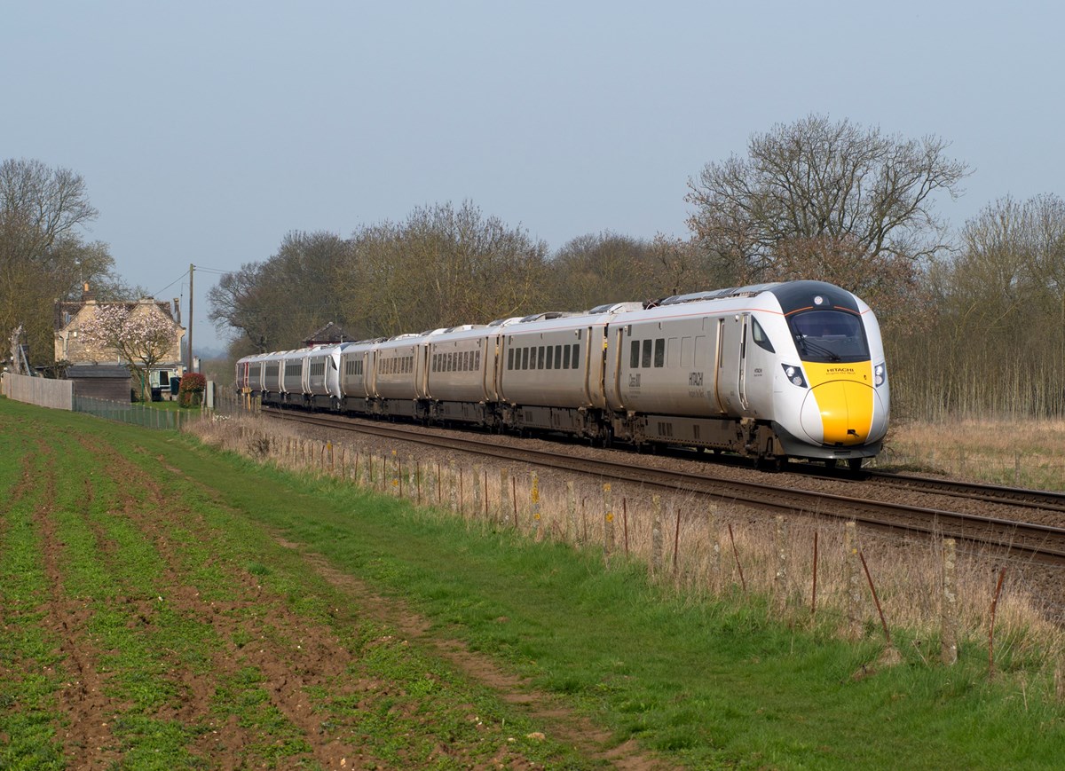 800001 leads 800002 through Uffington, near Peterborough, on April 11, with the 0836 Old Dalby-North Pole. PETER FOSTER. 800001 leads 800002 through Uffington, near Peterborough, on April 11, with the 0836 Old Dalby-North Pole. PETER FOSTER.