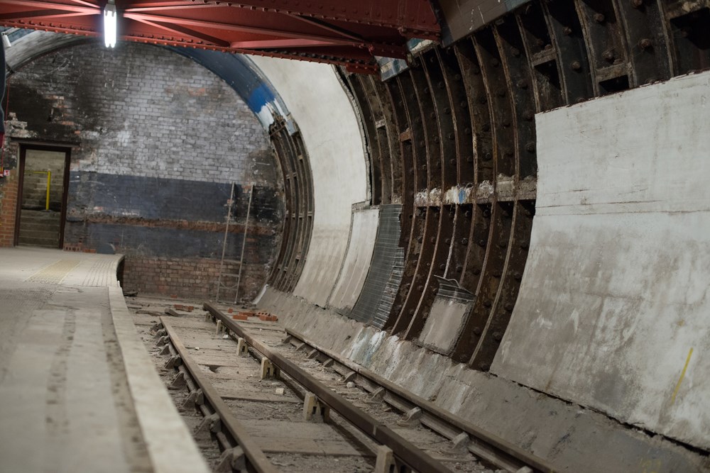 Aldwych’s Platform 2, closed in 1917. The track here is the oldest track on the Underground, dating back to 1907, and is Grade 1 listed.
