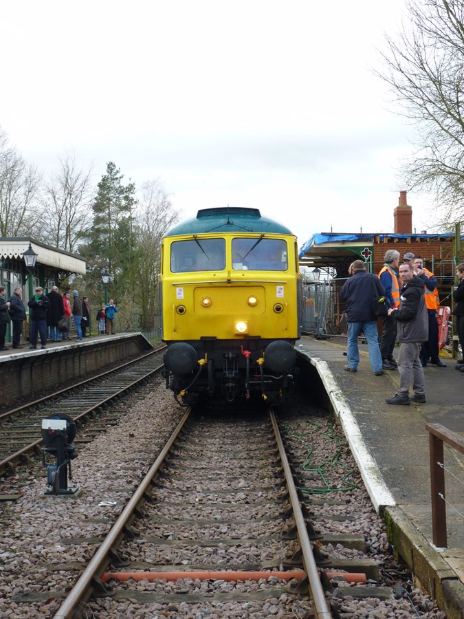 The 1200 Dereham-Wymondham Abbey, hauled by 47367 and 47596 Aldeburgh Festival, stands at Thuxton on December 27 2014. The Stratford 47 Group owns both of these locomotives. The Class 47/3 arrived at the MNR last May, having moved from the North Norfolk Railway. It made its MNR debut at the August 2014 gala.