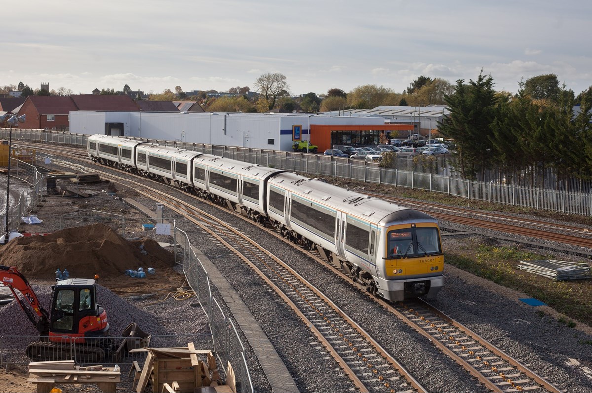 Chiltern Railways 168001 at Gavray Junction, Bicester, on October 25, with the 1417 Oxford Parkway-London Marylebone. Chiltern Railways 168001 at Gavray Junction, Bicester, on October 25, with the 1417 Oxford Parkway-London Marylebone.