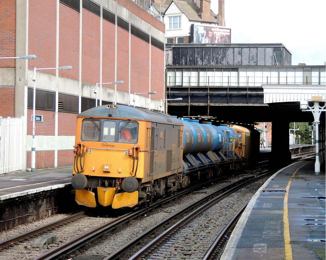 GB Railfreight 73212 readies to leave Streatham in South London, with 73201 on the rear. GAVIN MORRISON.