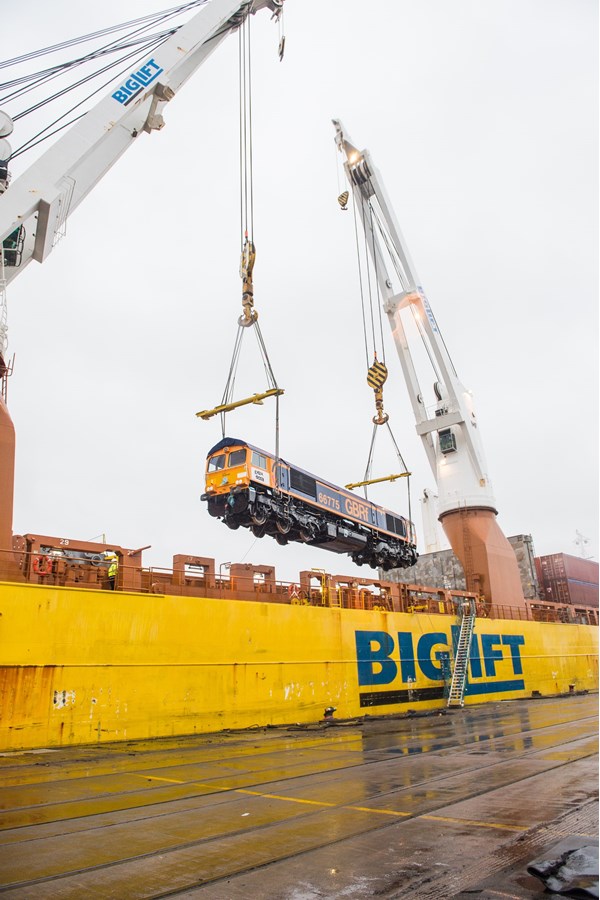 GBRf 66775 is lifted from the Happy Dragon at Newport Docks. GBRf 66775 is lifted from the Happy Dragon at Newport Docks.