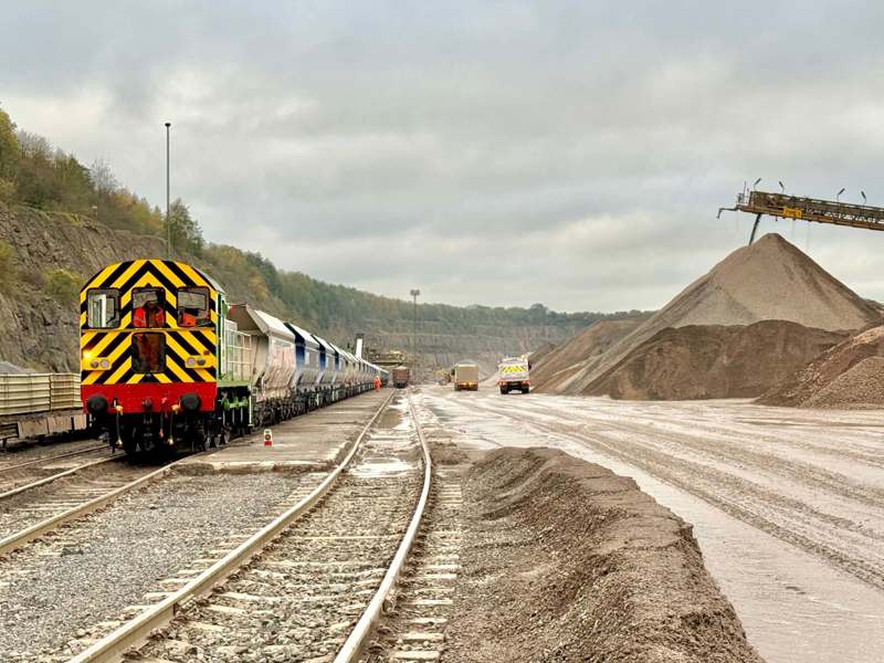 The Class 08e being trialled at Whateley Quarry