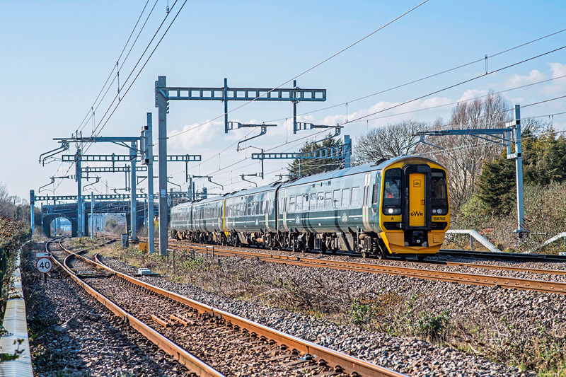 GWR 158762 passes Magor