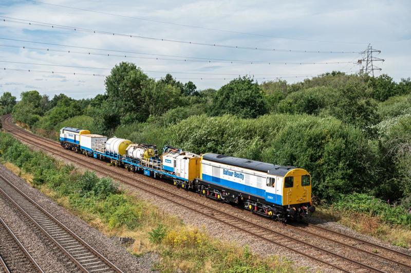 Meet the Drain Train. On August 13, 20901/905 are at North Stafford Junction. DAVE PEACHEY.