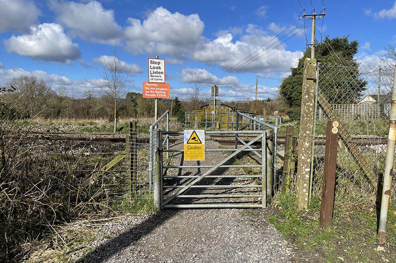 Pewsey footpath crossing. RAIB.