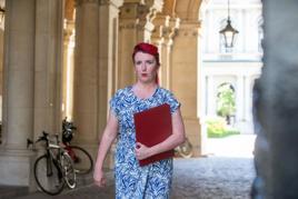 LOUISE HAIGH, Secretary of State for Transport, arrives at 10 Downing Street as cabinet meet. ALAMY