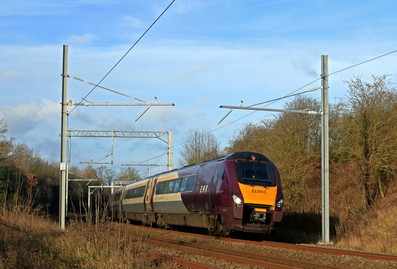 An East Midlands Railway Class 222 approaches Braybrooke on the Midland Main Line. PAUL BIGGS.