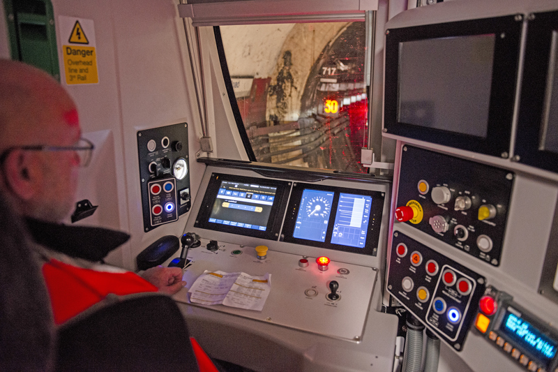 Testing high frequencies in ETCS, exiting Essex Road on the Northern City Line. Photo by Govia Thameslink Railway