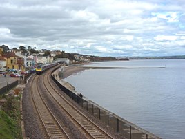 First Great Western 43127 and 43154 pass Dawlish on April 4 2014, with a Plymouth-London Paddington. RICHARD CLINNICK.