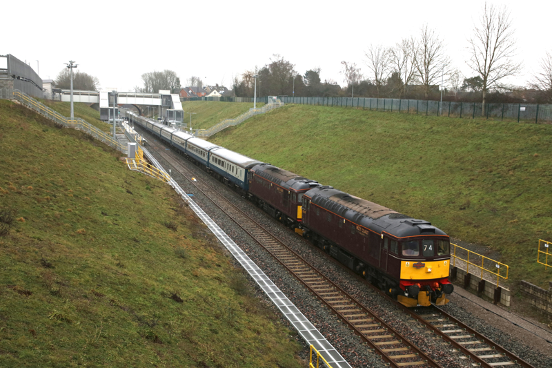 West Coast Railways 33029 and 33/207 Jim Martin, with 47802 on the rear, operate Pathfinder Railtours ‘Verney Venturer’ on February 15. The 0636 Bristol Temple Meads-Bicester Village passes Winslow. IAIN SCOTCHMAN. ANGEL Trains has started to send the first of its Networker electric multiple units for scrap, with a handful of the two-car Class 466 units that had been in store in Ely sent to Newport for disposal. The first to go were 466005/032, which were despatched on February 11 with 37800 Cassiopeia