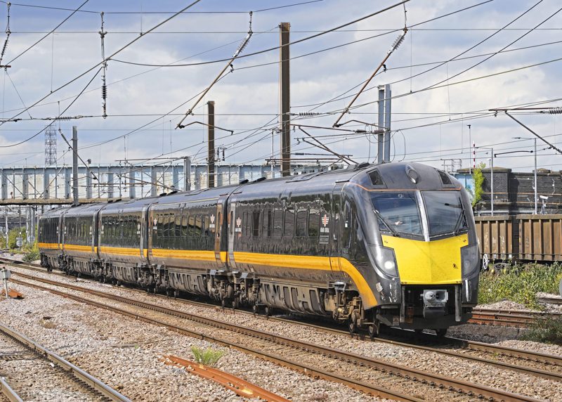 180107 Hart of the North heads non-stop through Peterborough with an afternoon Sunderland-King’s Cross service. NEIL PULLING