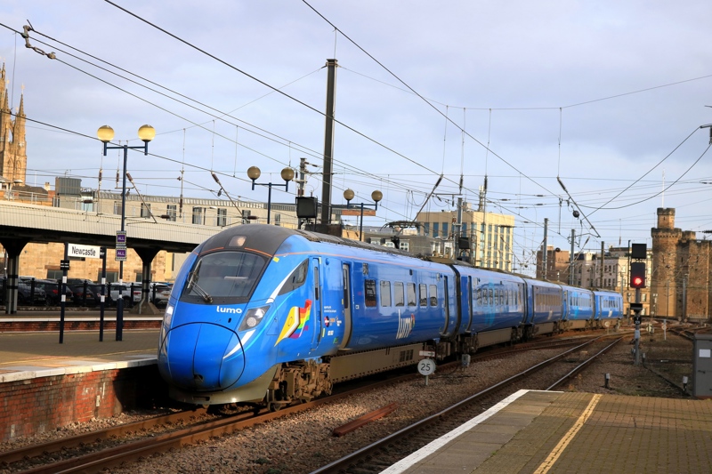 Lumo train enters Newcastle station. PAUL BIGGS.