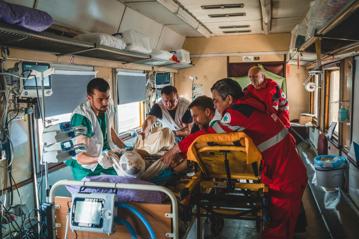 Inside the Médecins Sans Frontières hospital train. On October 20 and October 22 2023, MSF evacuated 150 patients from Kherson region after the hospital was shelled. Patients were transferred to other health facilities around Ukraine using the MSF medical evacuation train. MSF.