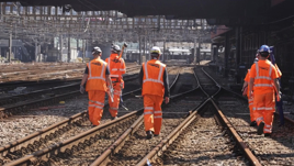 Network Rail workers on Wales and Western Region. NETWORK RAIL.