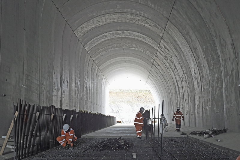 The HS2 green tunnel construction site at Chipping Warden. Thousands are working on HS2 construction sites, and the company has tasked its supply chain with bringing in new people who are currently unemployed, skilling them up with pre-employment training.” HS2 LTD.