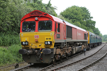 DB Cargo's 66185 at the Chinnor and Princes Risborough Railway in 2016.