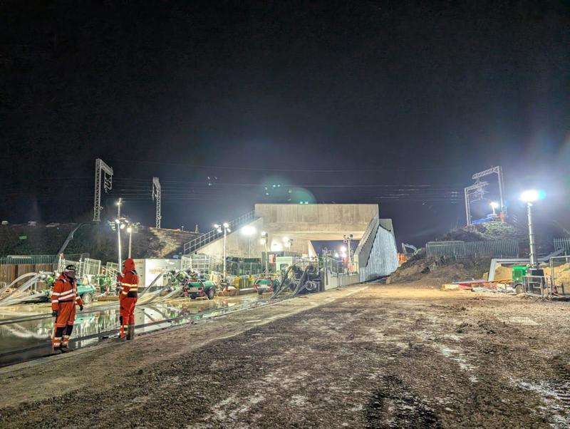 New bridge to serve the Radlett Strategic Freight Interchange after its installation under the Midland Main Line. NETWORK RAIL.